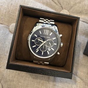 Men’s Michael Kors watch NWT Never worn